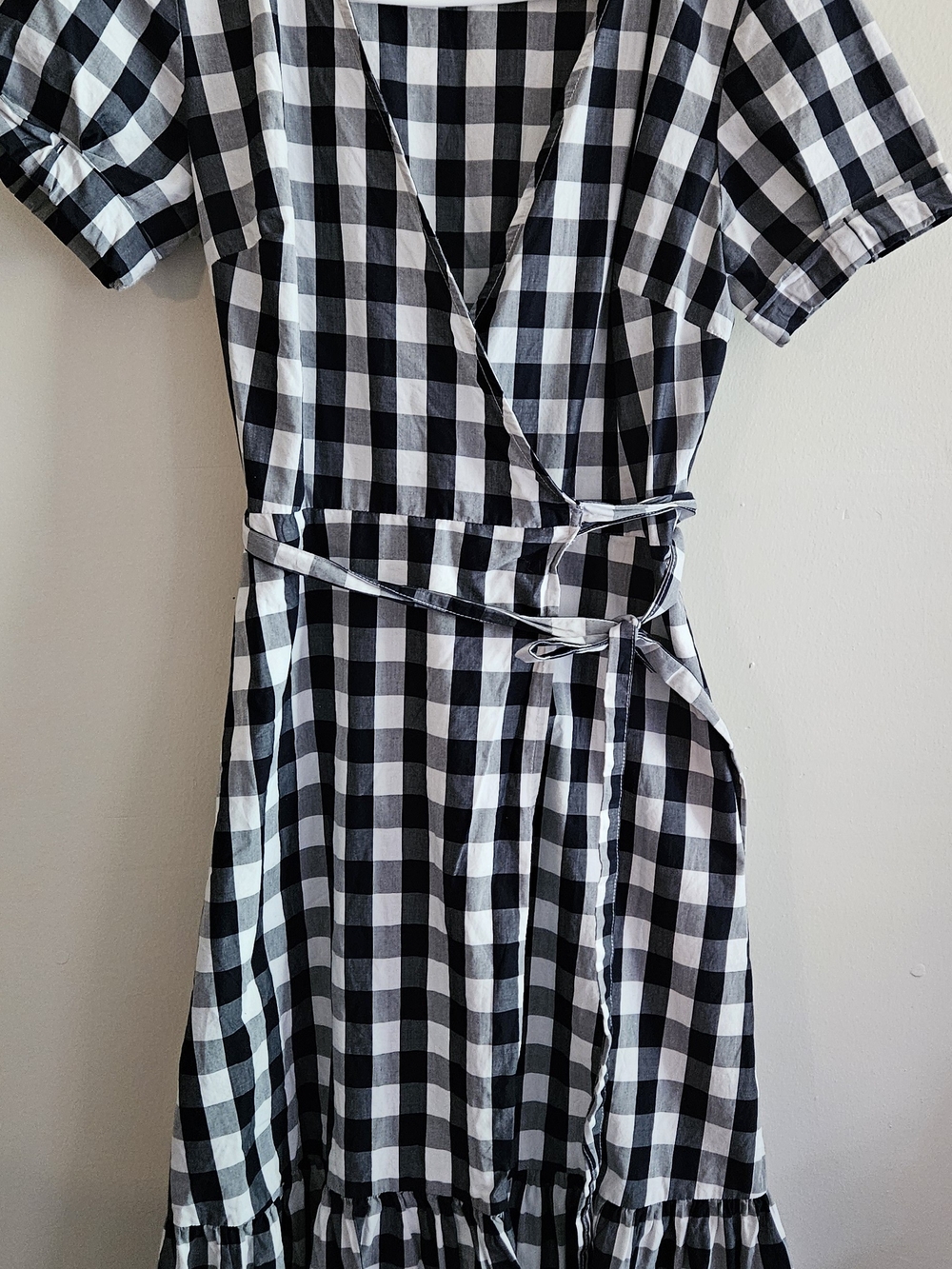 GAP Black and White Gingham Midi Wrap Dress, Y2K, Babydoll, Picnic
